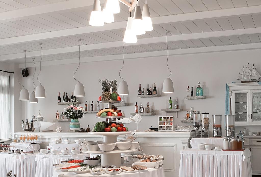 Delfino Blu Wellness Boutique Hotel Агиос Стефанос Экстерьер фото